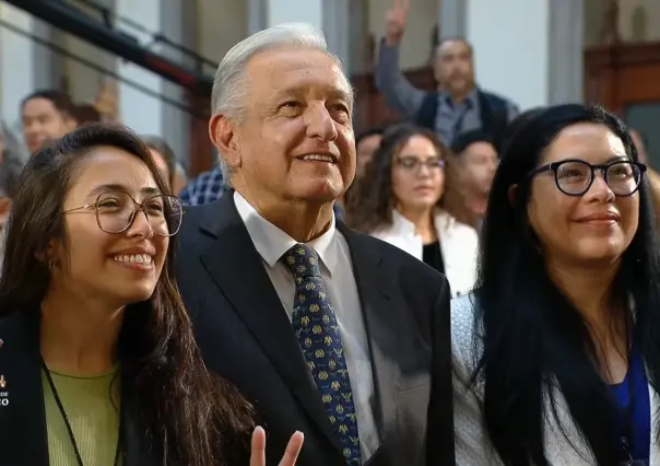 Con youtubers: AMLO hace Encuentro Continental de Comunicadores Independientes