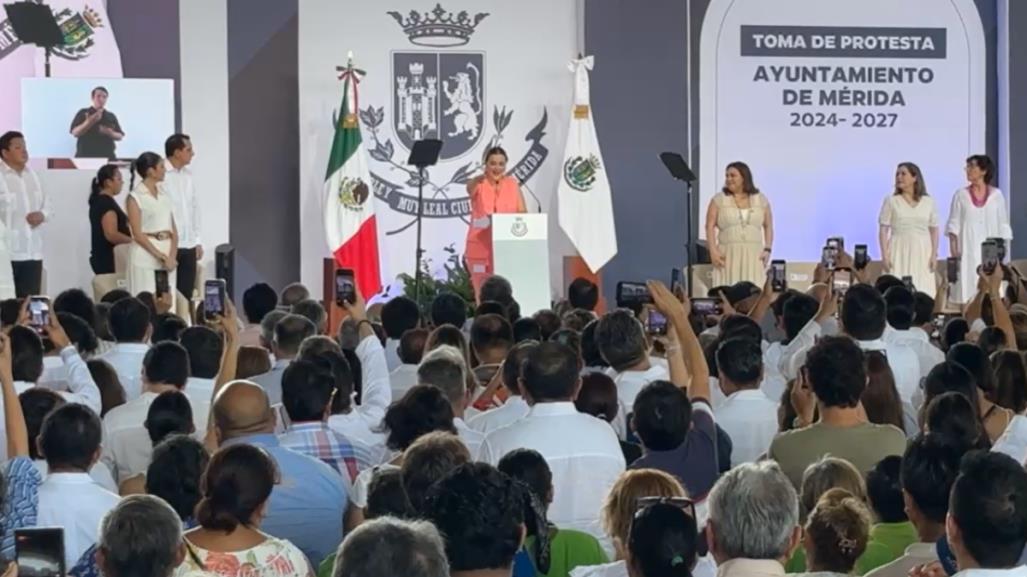 Cecilia Patrón Laviada toma protesta como Alcaldesa de Mérida