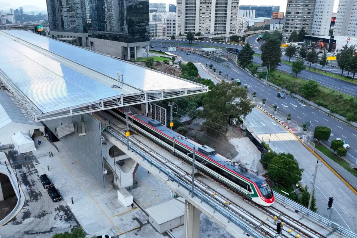 AMLO y Claudia Sheinbaum inauguran estación Santa Fe del Tren El Insurgente