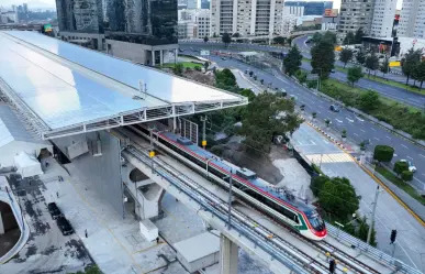 AMLO y Claudia Sheinbaum inauguran estación Santa Fe del Tren El Insurgente