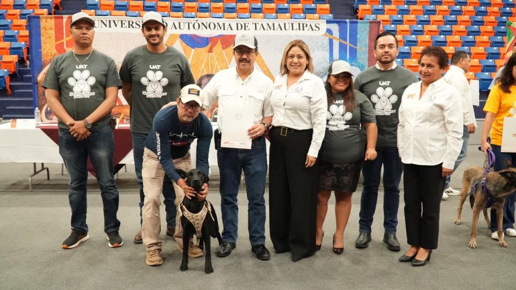 Lleva con éxito la UAT el evento Adopta un Héroe Canino