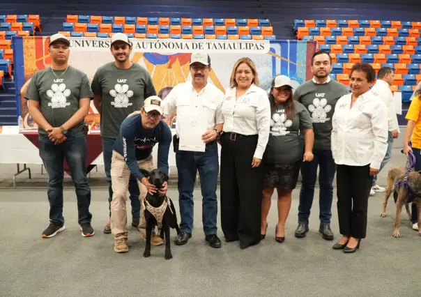 Lleva con éxito la UAT el evento Adopta un Héroe Canino