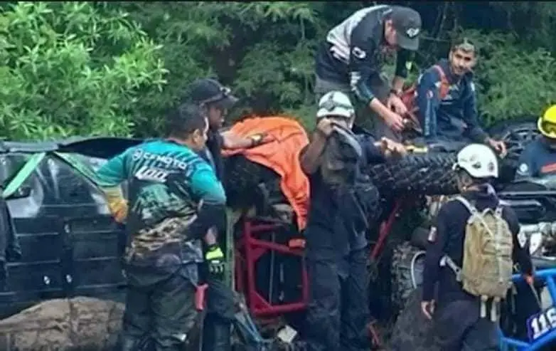 Tragedia en el Acapulcazo: Tres pilotos de Toluca mueren en ruta extrema. Foto: RRSS