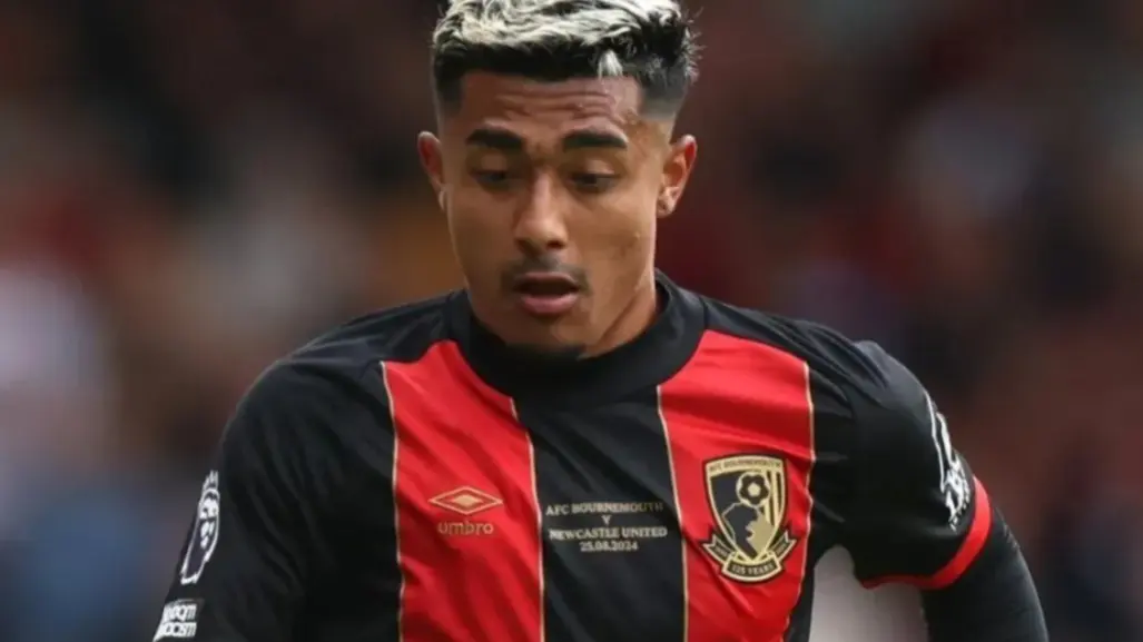 Destaca Julián Araujo en el juego con el Bournemouth