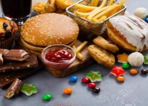 Las 7 Comidas Más Hipercalóricas e Insalubres