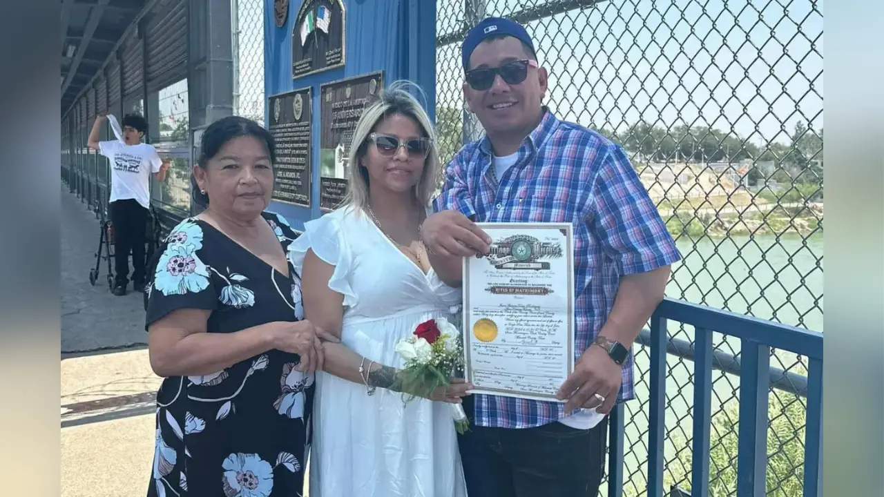 Boda en el  Puente Internacional 1 de Eagle Pass-Piedras Negras / Foto: Redes Sociales