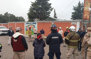 Cerrada la Lechería-Texcoco por toma clandestina; suma más de 12 horas