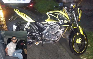 Detienen a hombre con motocicleta robada en la colonia Los Cometas en Juárez