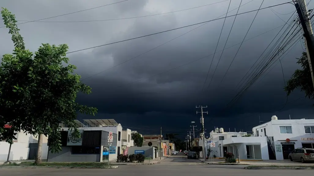 Nueva onda tropical traerá lluvias intensas y vientos fuertes a Yucatán