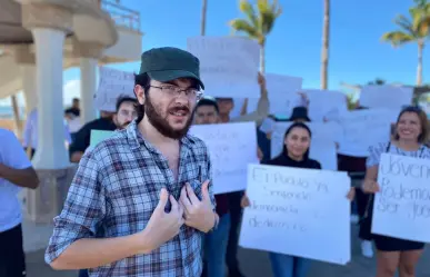 Jóvenes se manifiestan a favor de la reforma del Poder Judicial en La Paz