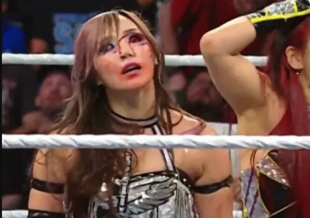 Kairi Sane sufre aparatosa herida en el ojo en combate de WWE