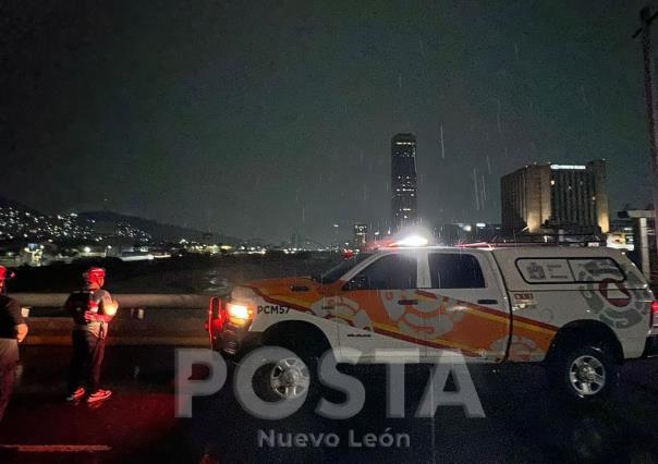 Fuerte tormenta inunda zonas clave del área metropolitana de Monterrey