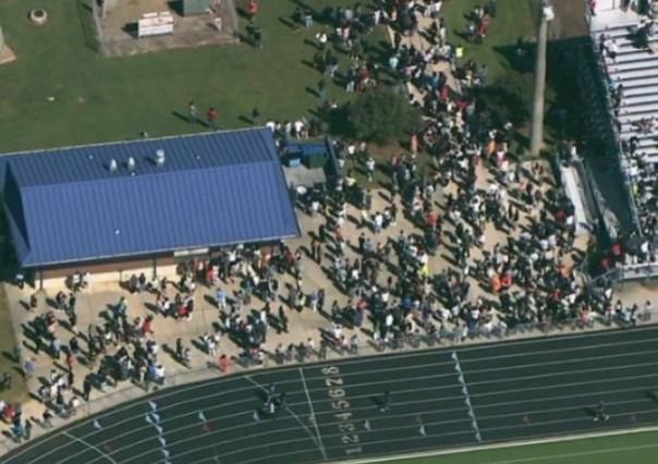 Tiroteo en escuela deja dos muertos en Estados Unidos; detienen a una persona