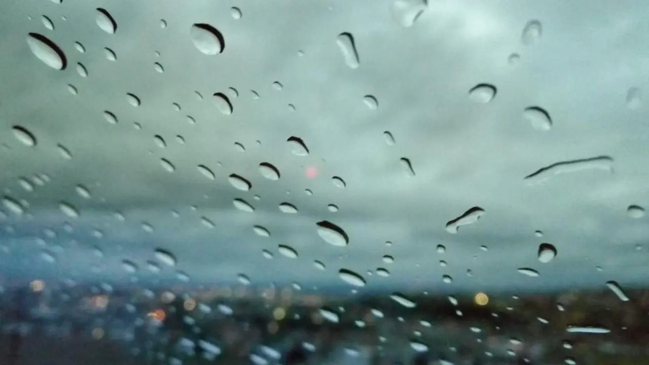 Tarde lluviosa en la ciudad de Durango. Foto: Sergio Frías.