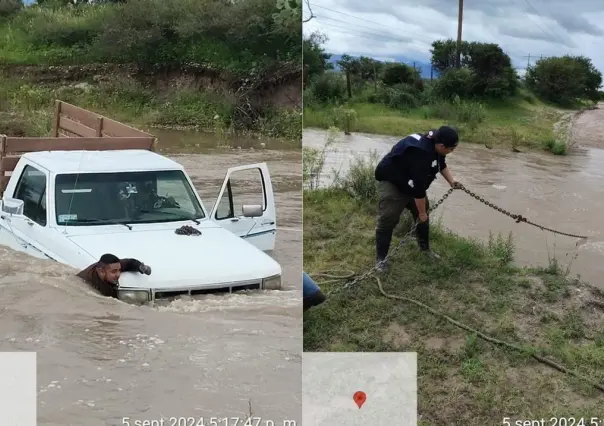 Rescatan vehículo de cause de río en Nuevo Ideal