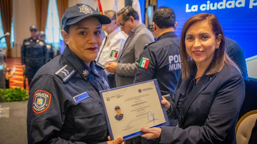 Conmemoran Día del Policía en Guadalupe con ascensos y reconocimientos