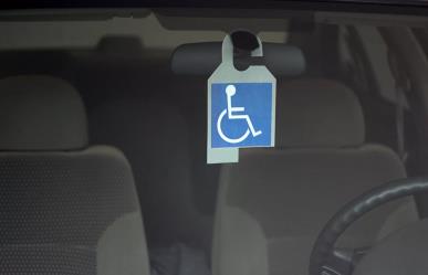 Así se puede tramitar placas para personas con discapacidad en la capital