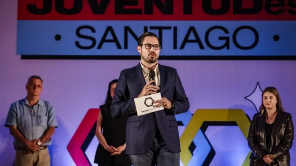 Entregan de Premios JuventudES en Santiago 2024