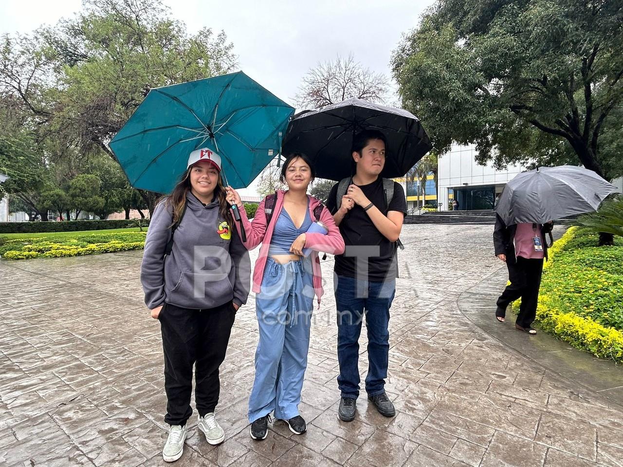 Estudiantes de la UANL han sido víctimas de llamadas de extorsión. Foto: Rosy Sandoval