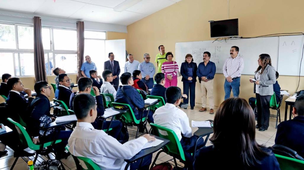 ¡Con mochila en mano! Reanudan clases 22 escuelas en Chalco tras lluvias