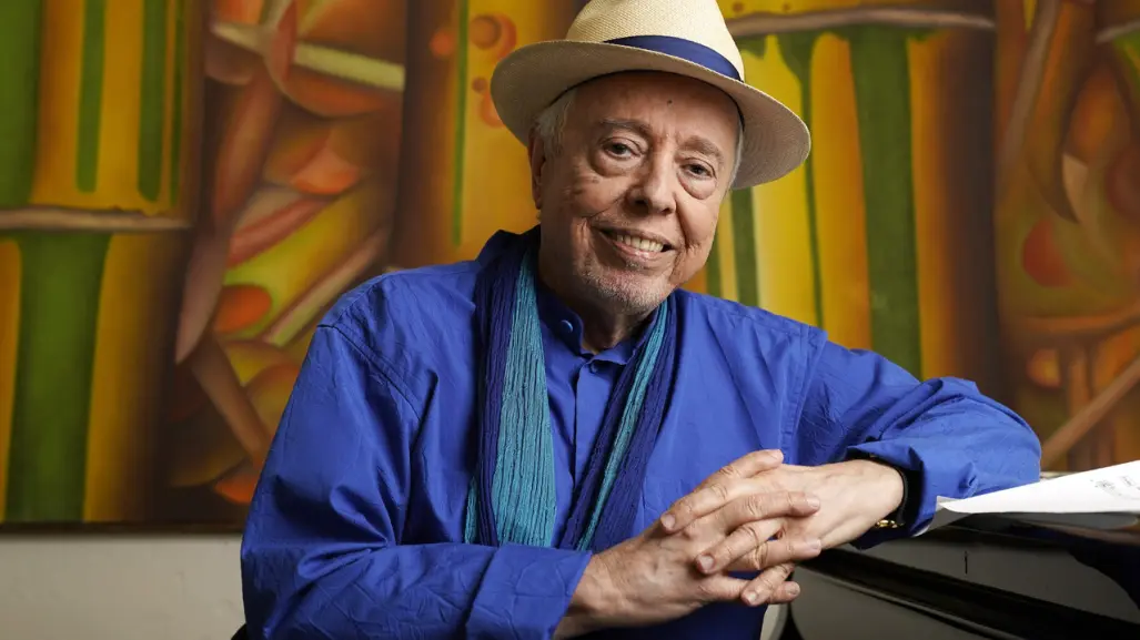 Muere a los 83 años el cantante Sergio Mendes leyenda musical brasileña