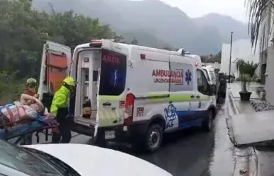 Arquitecto se lesiona tras la escalera en una obra de Monterrey