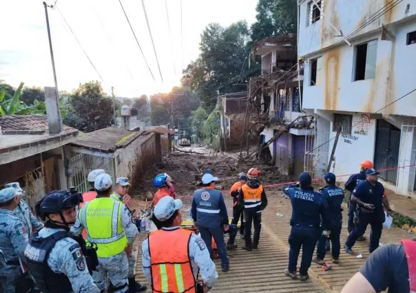 Sepulta deslave a una familia en Veracruz