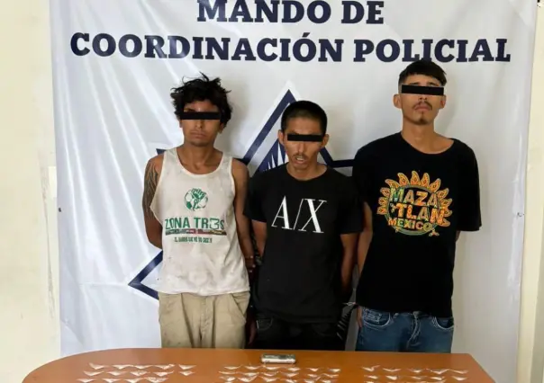 Detienen a tres por posesión de narcóticos en Piedras Negras