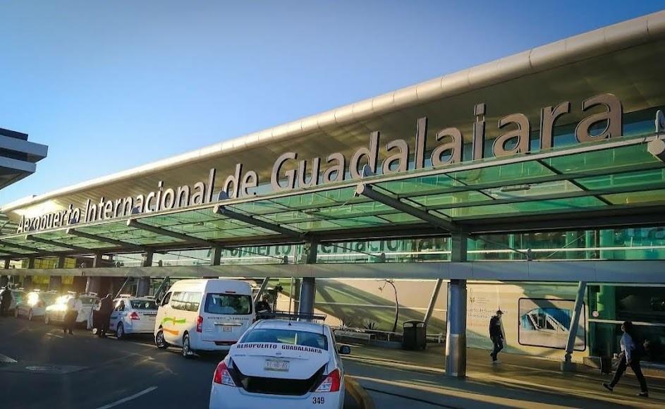 Fachada de Aeropuerto Internacional de Guadalajara. Foto: Google Maps / Daniel Flores