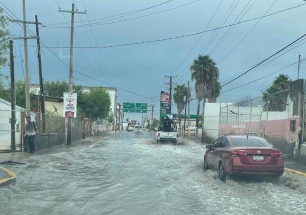 Lluvia provoca caos vial en Reynosa