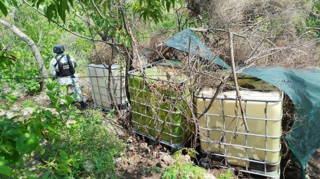 Guardia Nacional desmantelan centro de combustible ilegal en Guanajuato