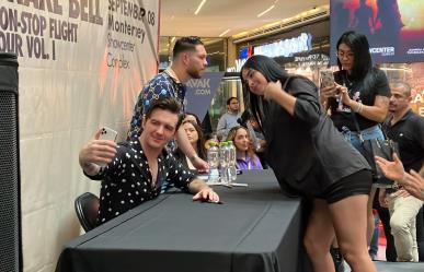 Consiente Drake Bell a fans regios con firma de autógrafos (VIDEO)