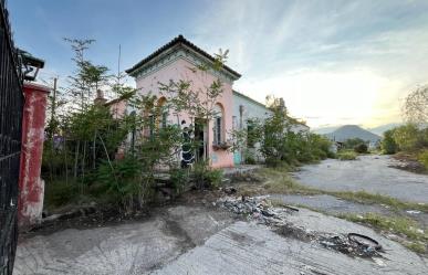 En proceso administrativo antiguo recinto de la Forestal FCL en Saltillo