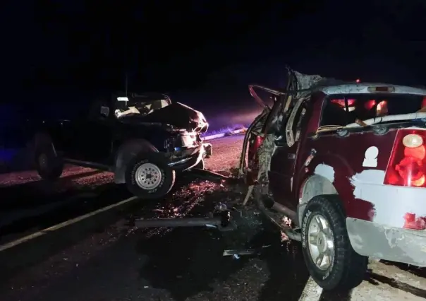 Choque frontal deja dos muertos en la carretera La Paz-Ciudad Constitución