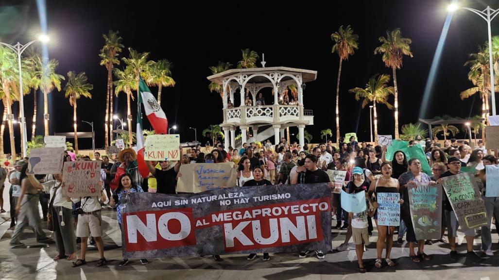 Se manifiestan en el Malecón contra el Megaproyecto Kuni