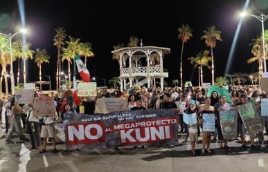 Se manifiestan en el Malecón contra el Megaproyecto Kuni