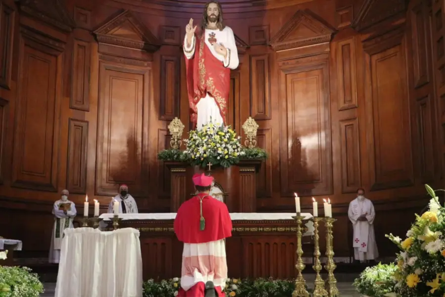 Suspende Catedral misas vespertinas del domingo por el Grito de Independencia