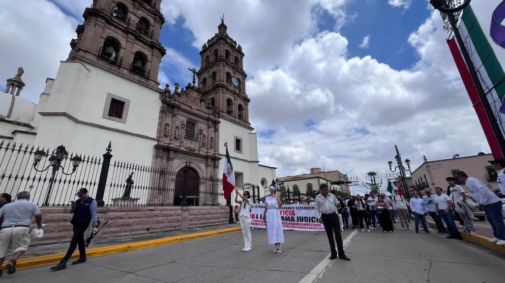 Estudiantes encabezan marcha contra Reforma al Poder Judicial