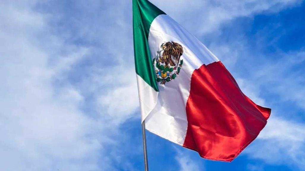 El Estado de México ondea en la cima de la producción de banderas