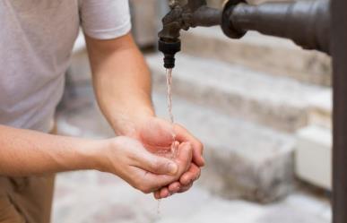 Vecinos de Colina de La Cruz y Ampliación Villas de Gpe denuncian falta de agua