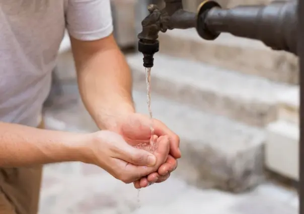 Vecinos de Colina de La Cruz y Ampliación Villas de Gpe denuncian falta de agua