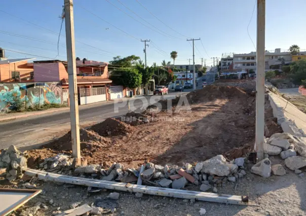 Familias de Los Cabos denuncian construcción de Gasolinera