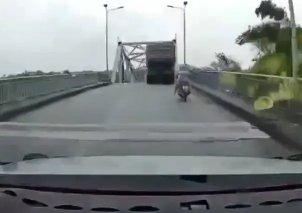VIDEO: Puente colapsa en Vietnam; 13 desaparecidos tras el paso del tifón Yagi