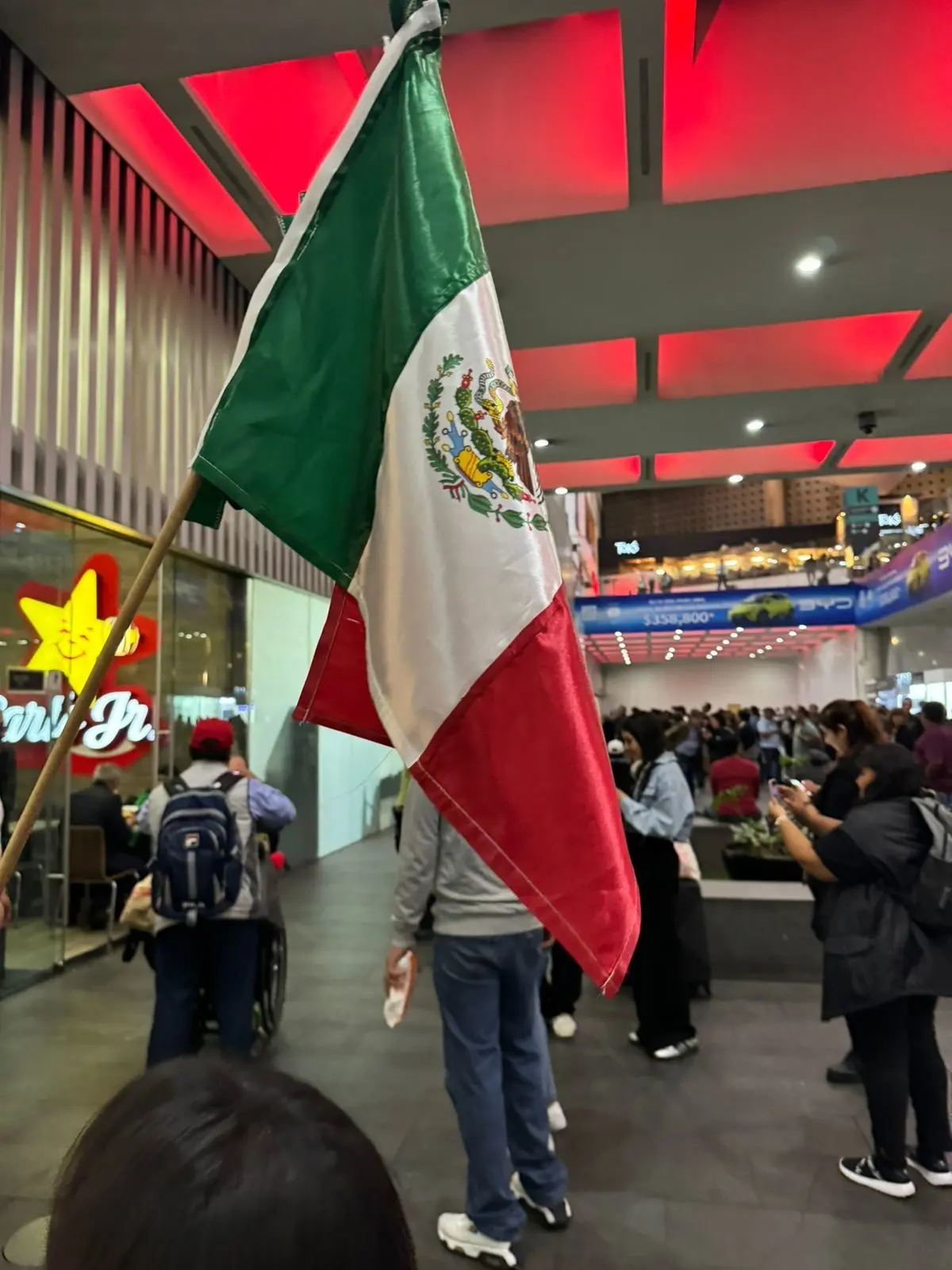 ¡De vuelta! Delegación paralímpica mexicana