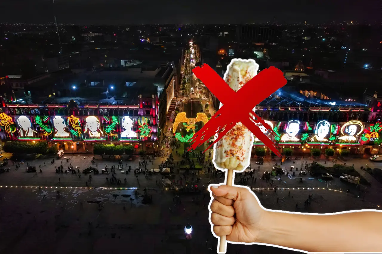 Zócalo de la CDMX y una mano sosteniendo un elote. Foto: Especial