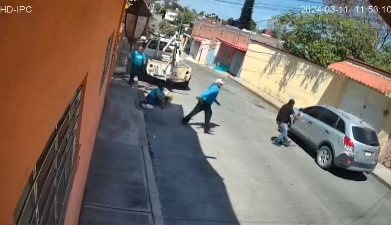Sujetos roban un menor en Morelos. Foto: David Monroy