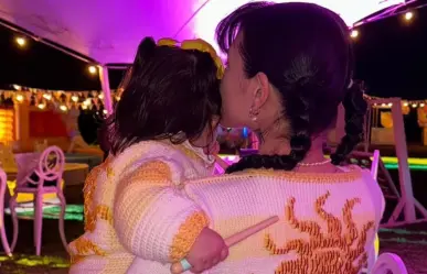 ¿Y Nodal? Cazzu celebra el primer cumpleaños de su hija Inti (FOTOS)