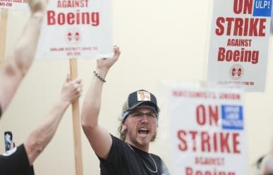 Miles de trabajadores de Boeing en Estados Unidos se van a huelga