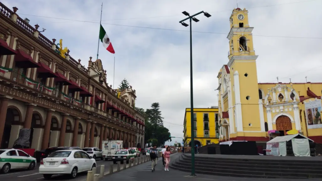 Niegan Rocío Nahle y dirigente de MORENA a Los Yunes en su bancada en el Senado