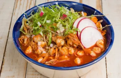 ¿Cuántas calorías tiene el pozole?